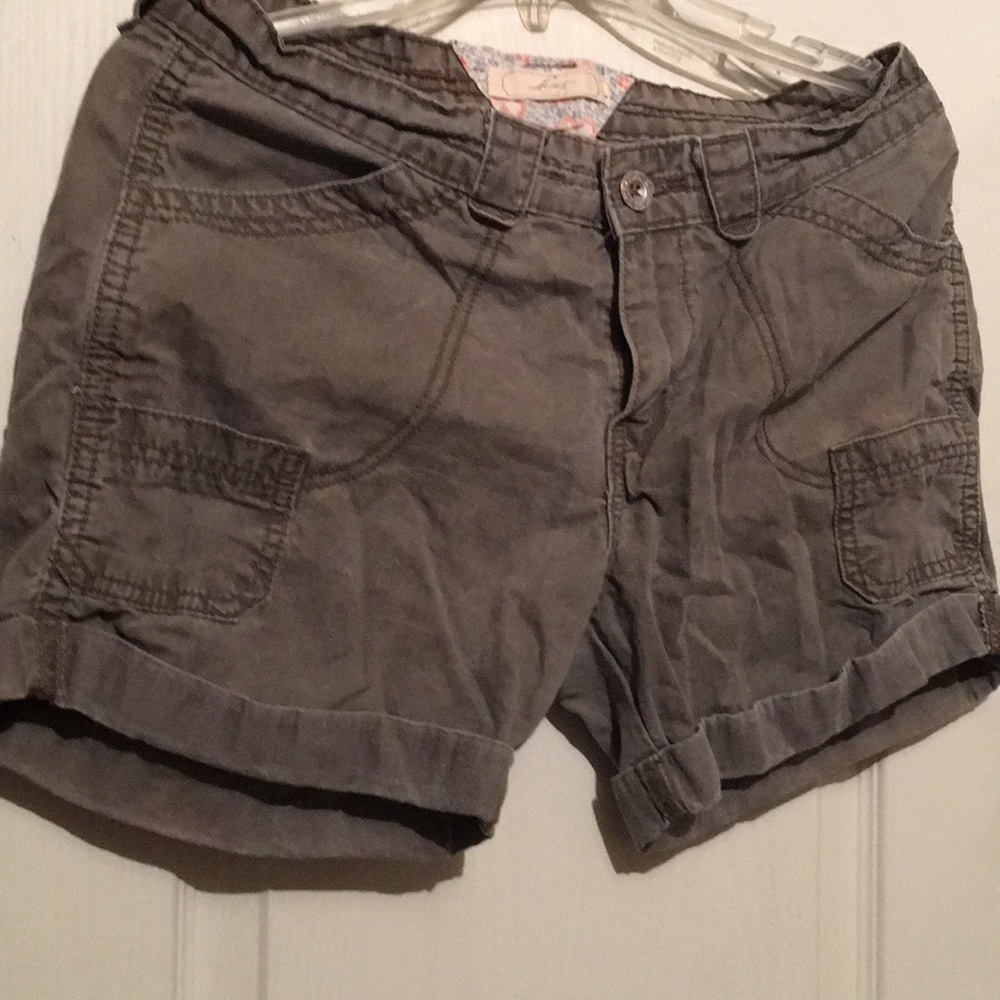 Shorts levis size 8 green